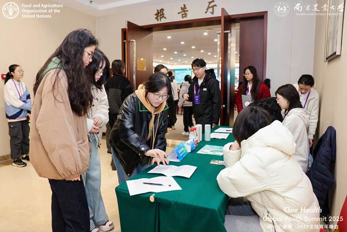 _cgi-bin_mmwebwx-bin_webwxgetmsgimg__&MsgID=8841816893895747021&skey=@crypt_63ee1f70_5c9bd351b8a012280b2138f18bb98739&mmweb_appid=wx_webfilehelper