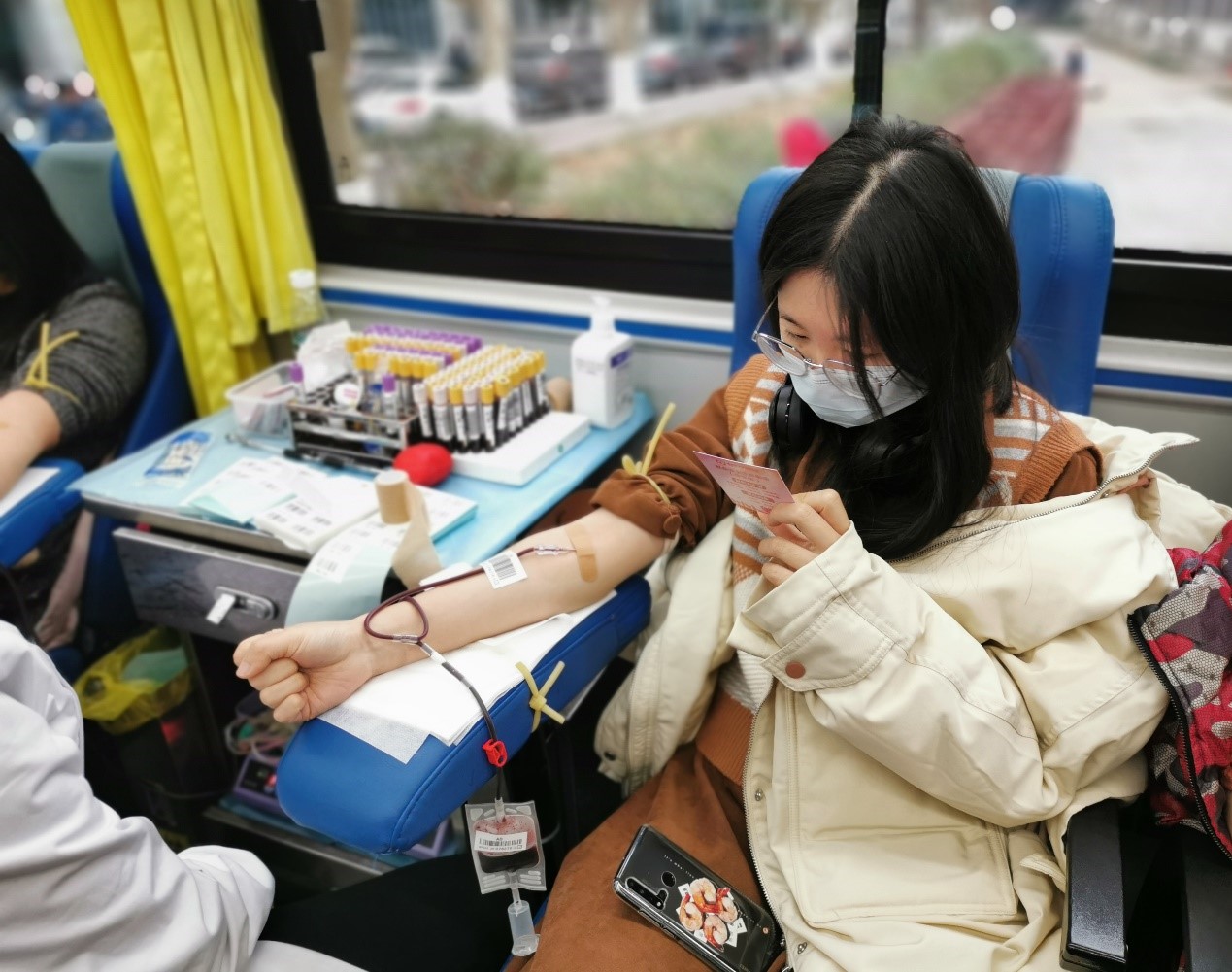 亳州学院奉献点滴热血 汇聚亳院爱心 亳州学院开展义务献血活动